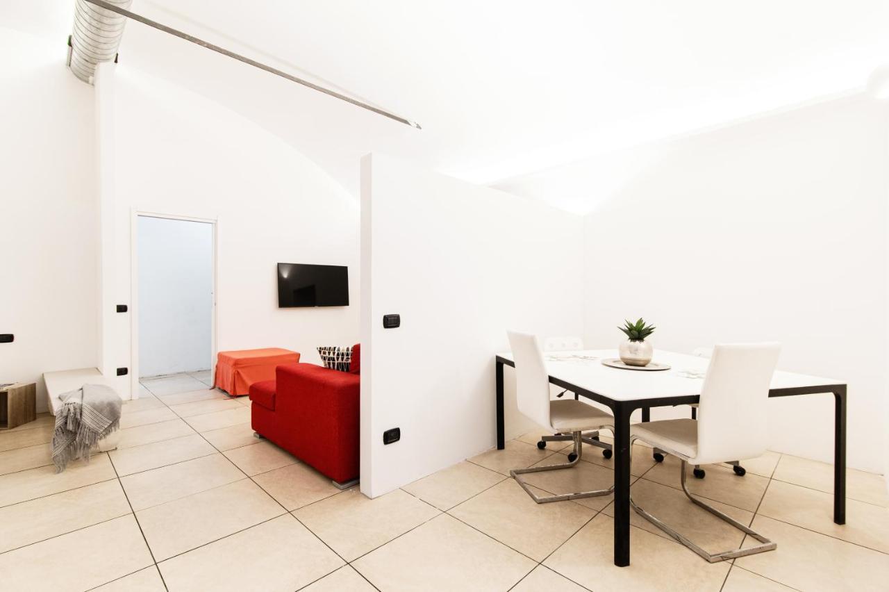 Апартаменты Loft Near Duomo Комо Экстерьер фото