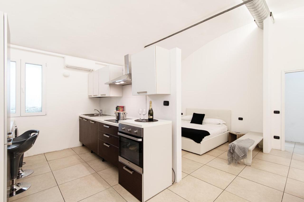 Апартаменты Loft Near Duomo Комо Экстерьер фото