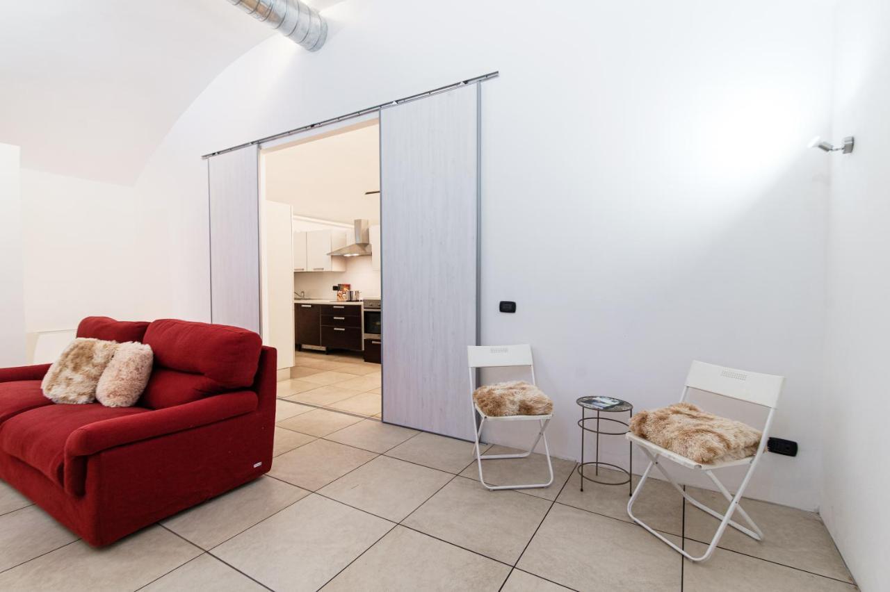 Апартаменты Loft Near Duomo Комо Экстерьер фото