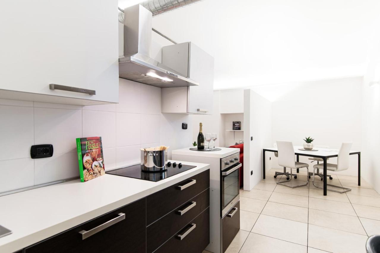 Апартаменты Loft Near Duomo Комо Экстерьер фото