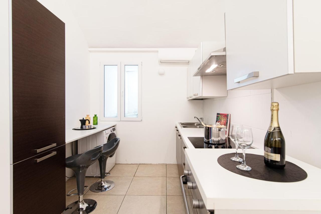 Апартаменты Loft Near Duomo Комо Экстерьер фото